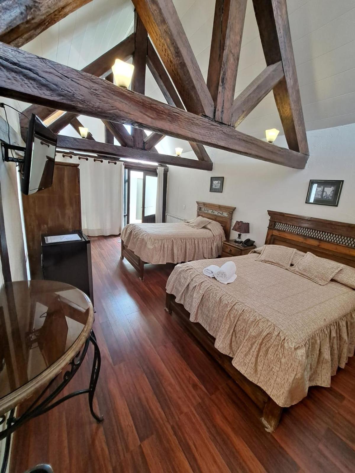 Hotel Santa Monica Potosí Buitenkant foto
