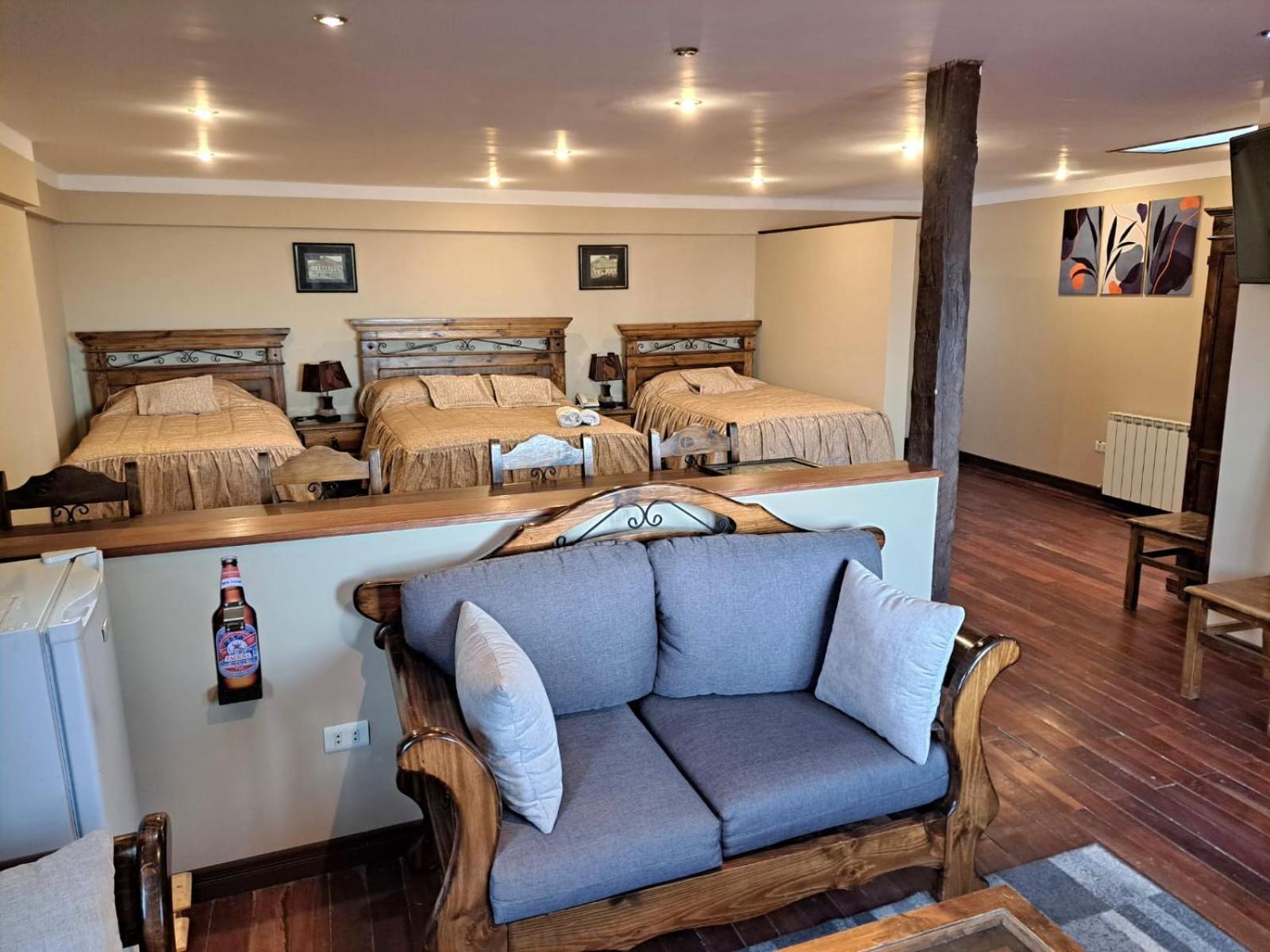 Hotel Santa Monica Potosí Buitenkant foto