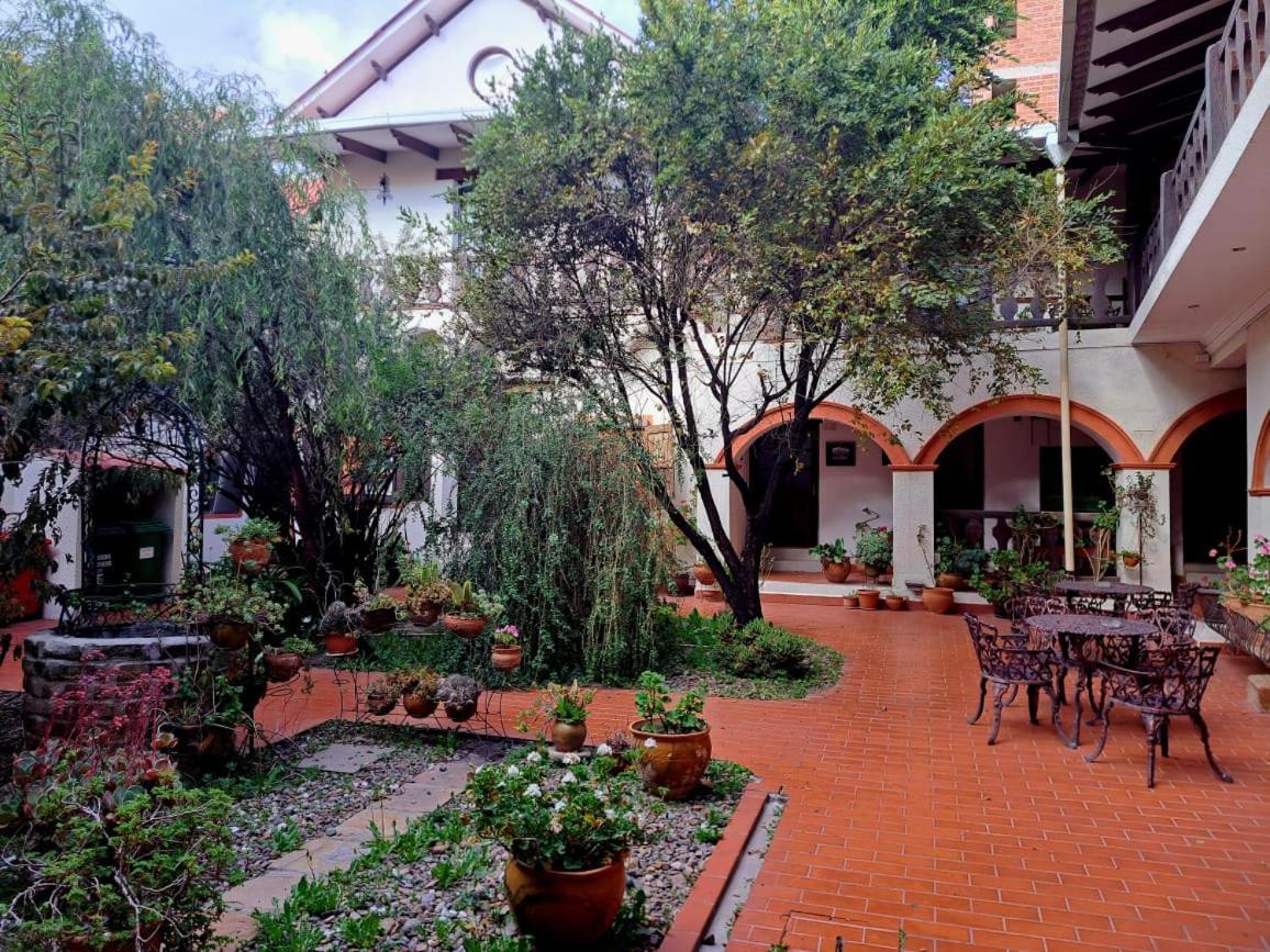 Hotel Santa Monica Potosí Buitenkant foto