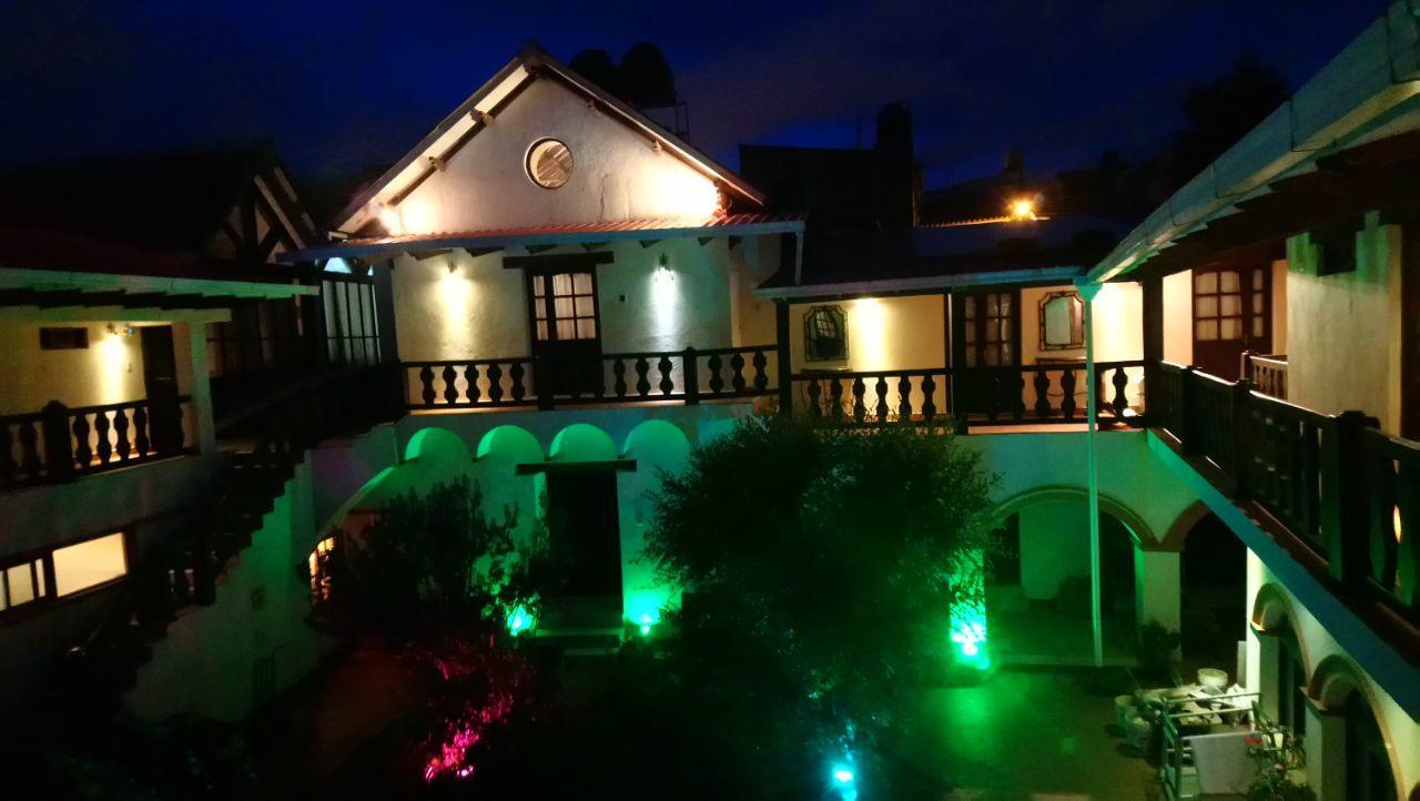 Hotel Santa Monica Potosí Buitenkant foto